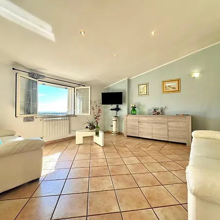 Mavi Apartment